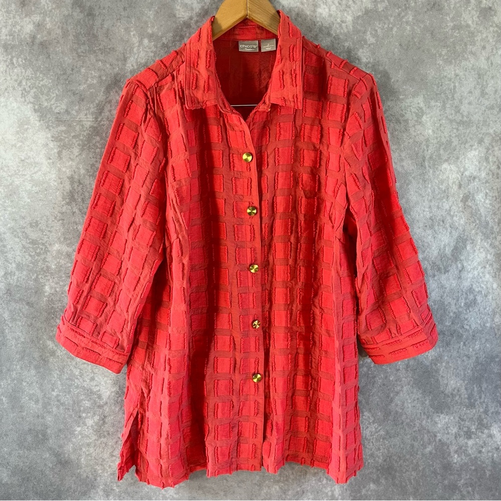 Chicos Shirt Women 12 / 14 Red Coral Texture Gold Button 3/4 Sleeve Summer Beach